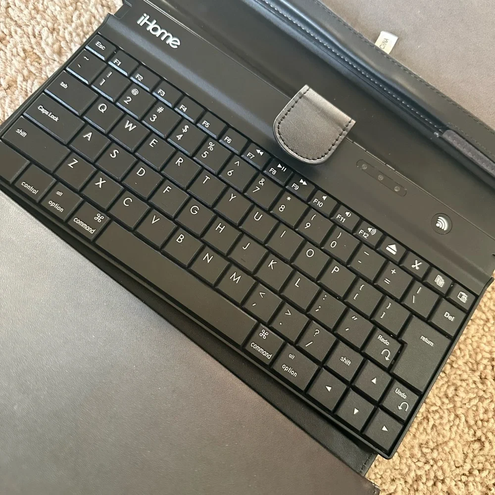 iHome Black Keyboard Case with Bluetooth